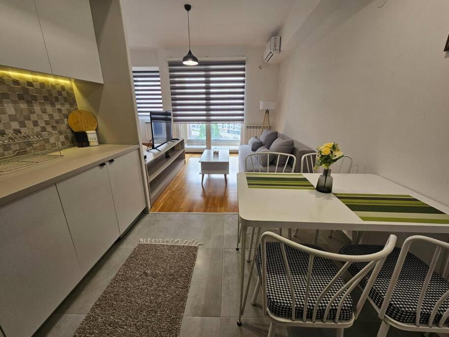 Milo Apartment Skopje Exterior photo